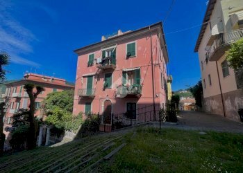 Trilocale Scalinata Lazzaro Spallanzani, La Spezia (zona Stazione) - foto 21