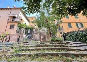 Trilocale Scalinata Lazzaro Spallanzani, La Spezia (zona Stazione) - foto 28