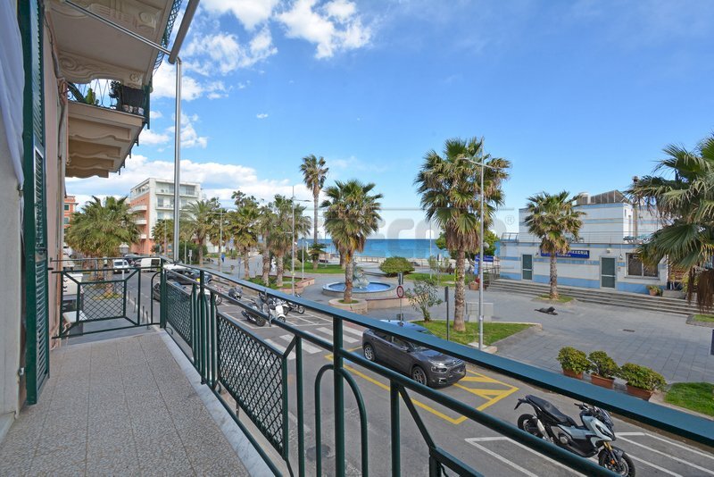 DSC_3278.jpg - Trilocale Corso Roma 78, Loano - foto 3