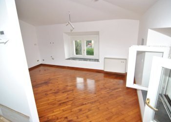 LOCALE DI SERVIZIO - Appartamento Viale Italia 104, Livorno - foto 12
