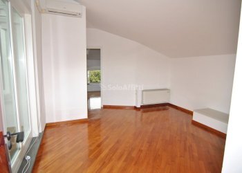 STANZA DI PASSAGGIO - Appartamento Viale Italia 104, Livorno - foto 17