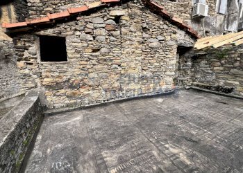 Immagine WhatsApp 2024-05-01 ore 15.31.15_0e832923 - Porzione di casa Via Vincenzo Gioberti, Badalucco - foto 1