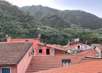 Immagine WhatsApp 2024-05-01 ore 15.31.15_c0f5fe96 - Porzione di casa Via Vincenzo Gioberti, Badalucco - foto 3