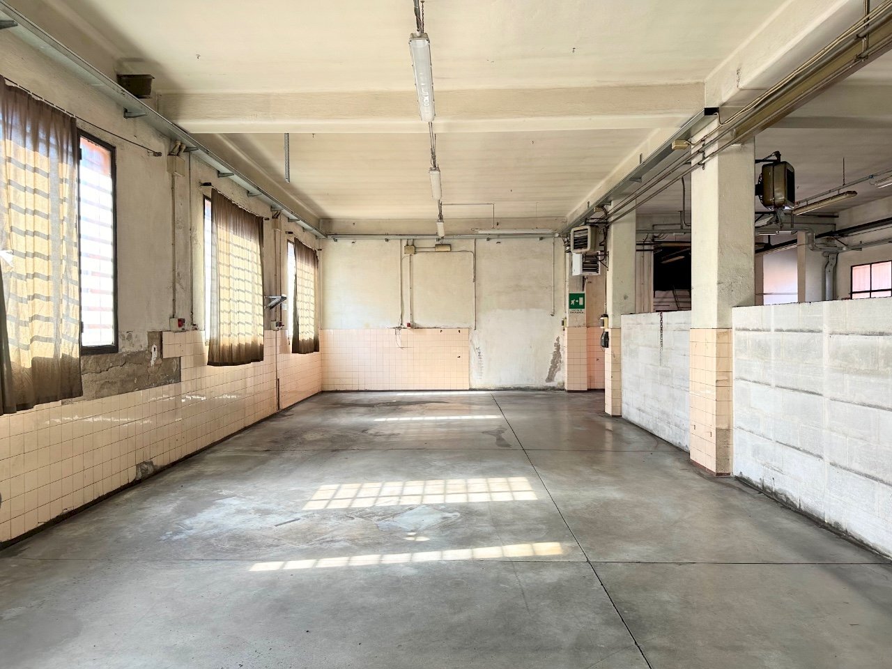 Warehouse Bologna - photo 1