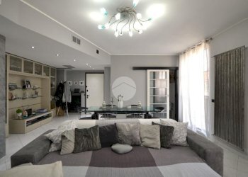 Three-room apartment Via delle Carrozze, Sedriano - photo 6