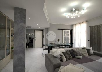 Three-room apartment Via delle Carrozze, Sedriano - photo 7