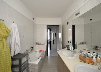 Three-room apartment Via delle Carrozze, Sedriano - photo 21
