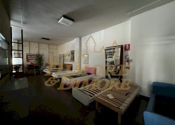 Piano Terra - Locale Commerciale Via Battaglia San Martino 72, Cuveglio - foto 9