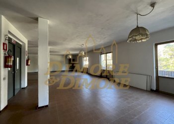 Primo Piano - Locale Commerciale Via Battaglia San Martino 72, Cuveglio - foto 14