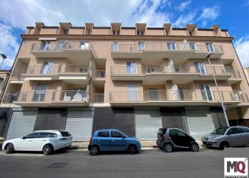 Appartamento Mondragone - foto 1