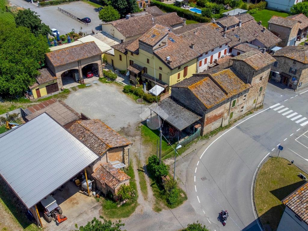 Casa indipendente Via martiri della libertà, Lesignano de' Bagni - foto 3