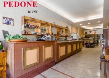 Stable - Palace via Giovanni Segantini, 15, Torino (neighborhood Lucento) - photo 6