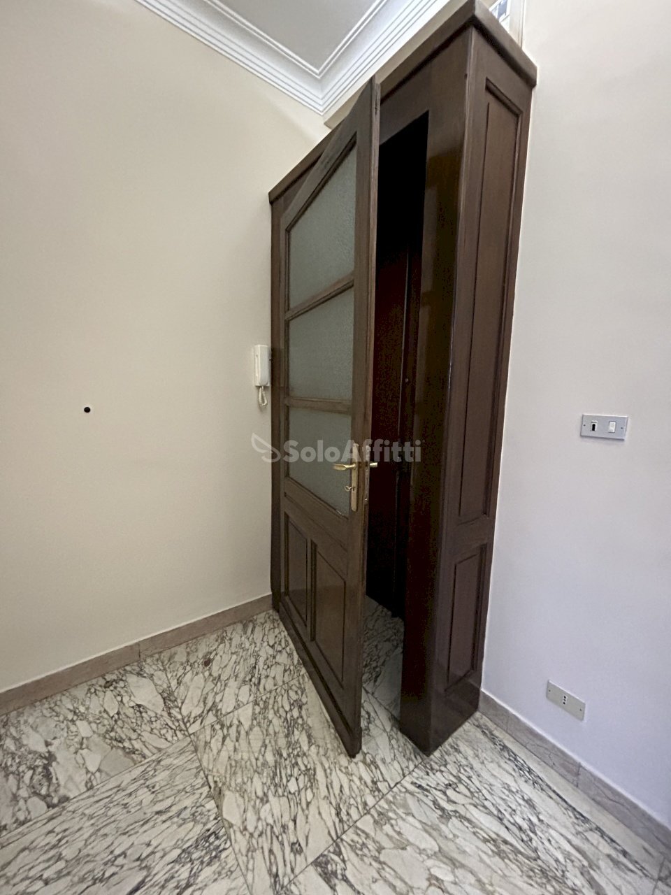 porta a bussola.jpg - Appartamento Via Orazio Antinori 1 bis, Torino - foto 2