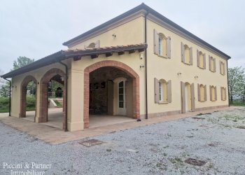 01.jpg - Villa Via Celincordia 2289, Cesena - foto 1