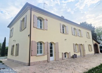 04.jpg - Villa Via Celincordia 2289, Cesena - foto 4