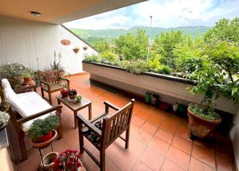 terrazza - Villa Via Giovanni Mazzuoli, Vaiano - foto 5