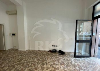 IMG_6371.jpg - Commercial Premises via Milazzo, Bologna - photo 7