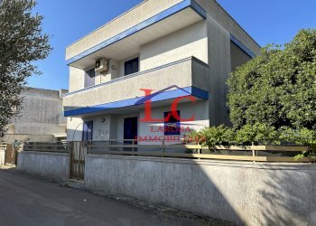 2.jpg - Quadrilocale Via Duca Degli Abbruzzi 114, Melendugno - foto 3