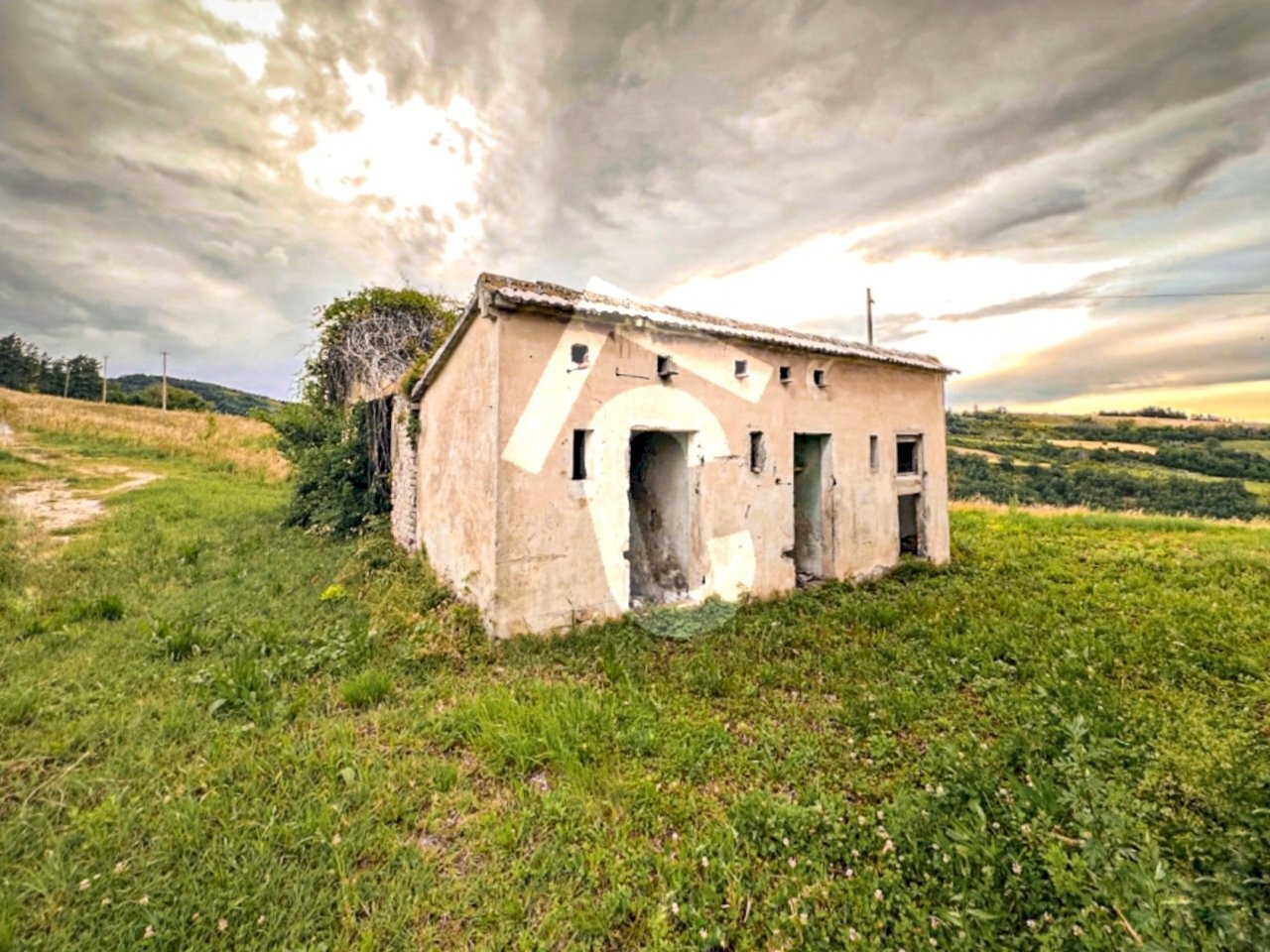 23126F37-93D6-4831-8F2F-D7682965CD94.jpeg - Casale Serra San Quirico - photo 3