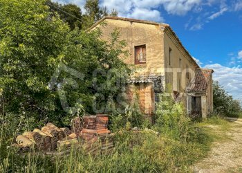 CAADEAD8-04D7-43FF-91D5-322D897BD97D.jpeg - Casale San Marcello - foto 3