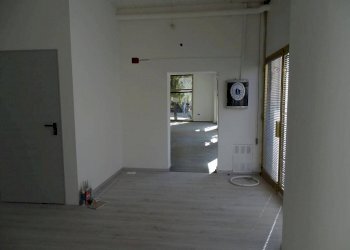 Negozio viale Luigi Campofregoso, Terni - foto 8