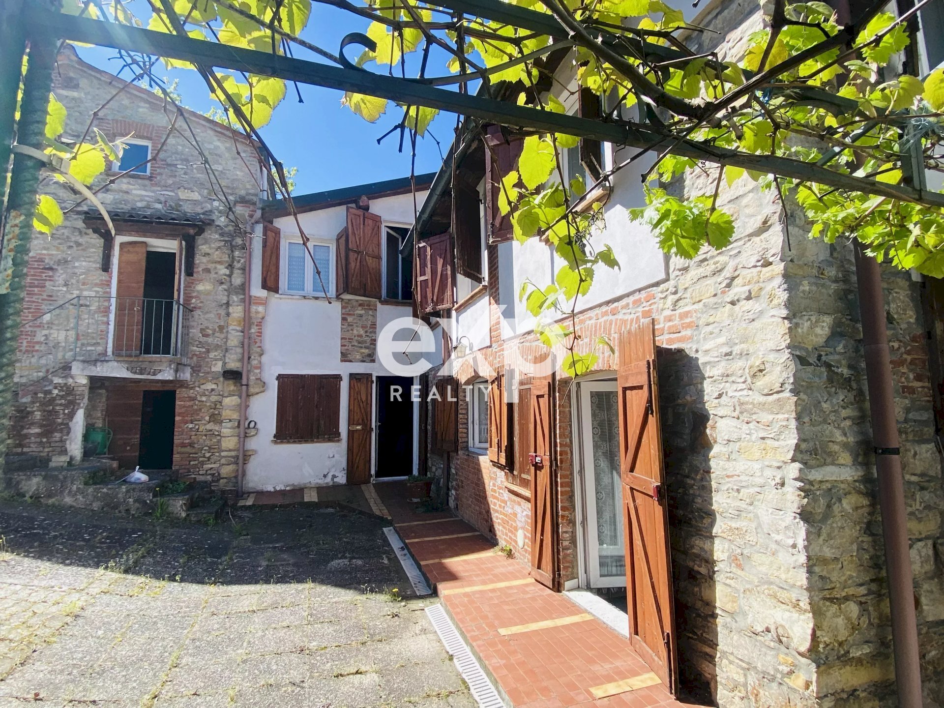 Independent house Golferenzo - photo 1