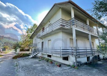 Independent house Via Borgo Murata, Arce - photo 1