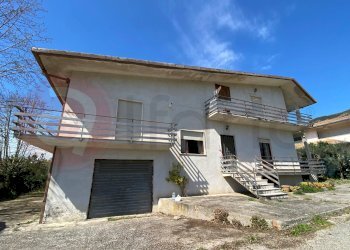 Independent house Via Borgo Murata, Arce - photo 8