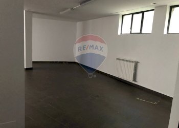 Negozio Varese (zona Masnago) - foto 9