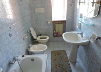BAGNO - Four-room apartment via Liberti, Genova (neighborhood Sampierdarena) - photo 11