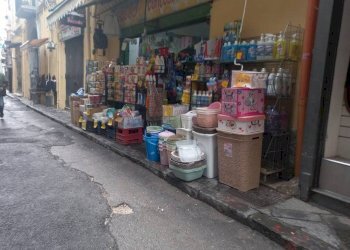 Box auto - Negozio via Bellucci Sessa, Portici - foto 1