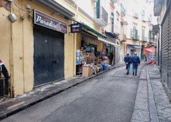 Zona - Negozio via Bellucci Sessa, Portici - foto 4