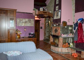 Salone - Rustic via Serra, Roburent - photo 16