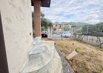 IMG_5310.JPG - Portion of a house Seravezza - photo 11