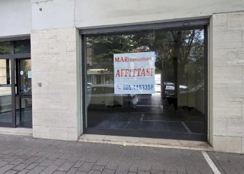 Negozio VIALE BOVIO, Pescara - foto 1