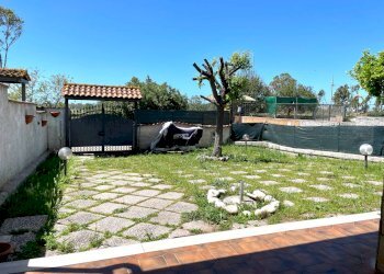 Villa via di Pratica di Mare, Ardea - foto 2