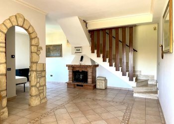 Villa via di Pratica di Mare, Ardea - foto 13