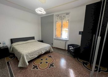 Camera da letto - Appartamento viale Carlo Canepa, 15, Genova (zona Sestri Ponente) - foto 8