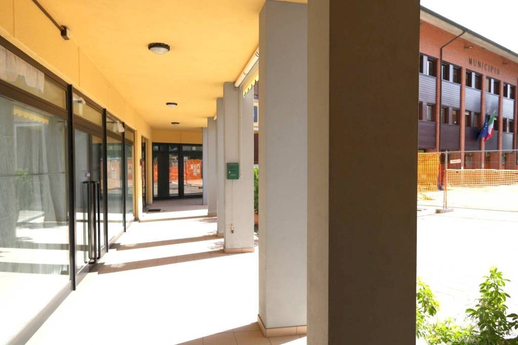 Interno palazzo - Shop piazza Ferdinando Urli, Magnano in Riviera - photo 1