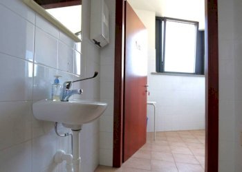 Bagno - Shop piazza Ferdinando Urli, Magnano in Riviera - photo 16