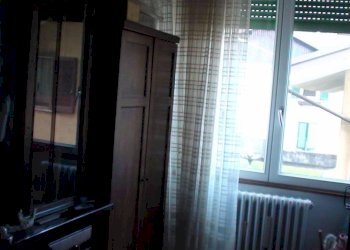 camera 2 - Trilocale via Panoramica, Berbenno di Valtellina - foto 9