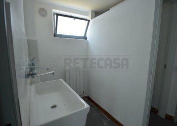 df5bf585-6eed-407c-8abc-1e097665a6c4.jfif - Porzione di casa Azzano San Paolo - foto 4