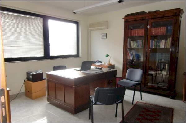 ufficio1 - Office viale teracati 39, Siracusa - photo 3