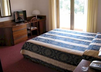 CAMERA - Albergo - Struttura ricettiva Viale Giovanni Pacini 115, Lucca - foto 11