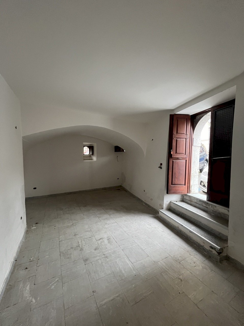 IMG_9677.JPG - Magazzino Via Pretoria, Potenza - foto 3