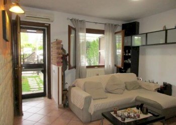 Villa a Schiera Occhiobello - foto 1