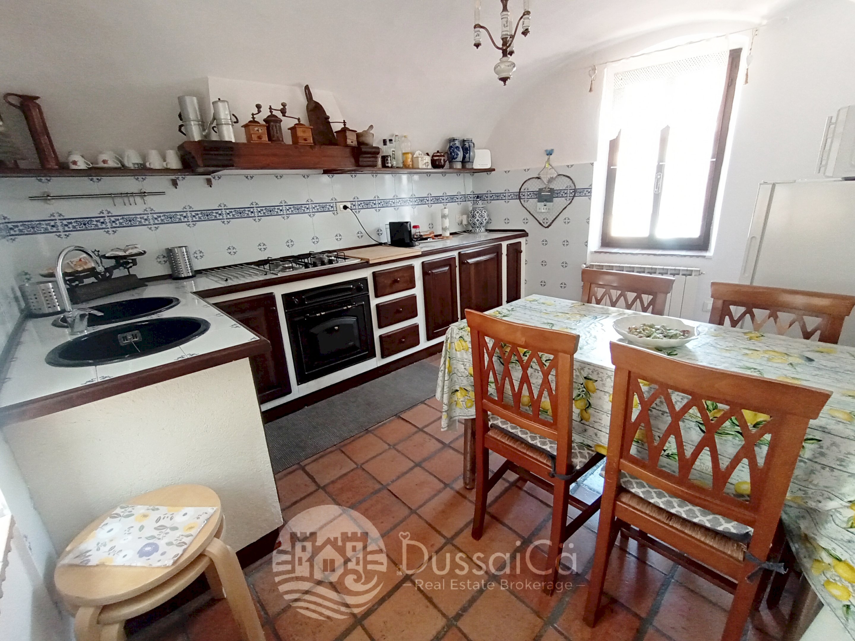 Ampia cucina abitabile - Semi-detached Villa Via Barberis Colomba, Dolceacqua - photo 1