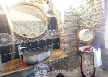Bagno finestrato - Semi-detached Villa Via Barberis Colomba, Dolceacqua - photo 9