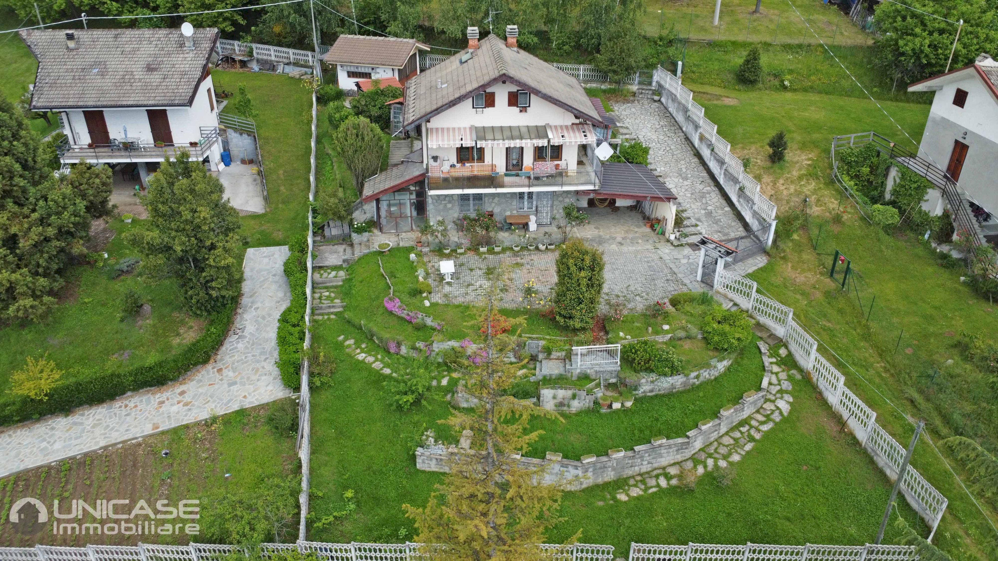 Villa Prarostino - photo 1