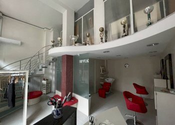 Salone - Negozio viale delle Nazioni, Ravenna (zona Marina di Ravenna) - foto 7